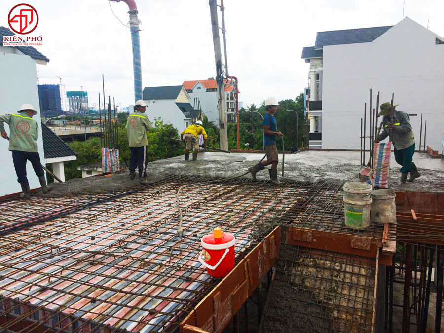 Thi công xây dựng biệt thự tân cổ điển 1 hầm 1 trệt 2 lầu nhà anh Nam ở Quận 2