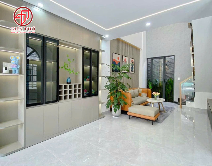 Bàn giao nhà 1 trệt 4 lầu sân thượng cho gia đình anh Tiến ở Quận Tân Bình