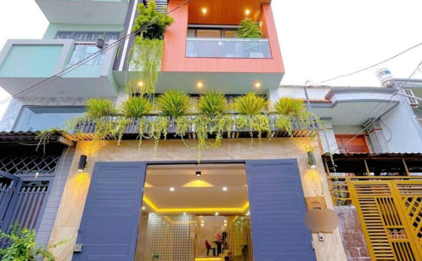Thi công xây dựng nhà phố 1 trệt 1 lửng 2 lầu sân thượng nhà Cô Thu ở Quận 3